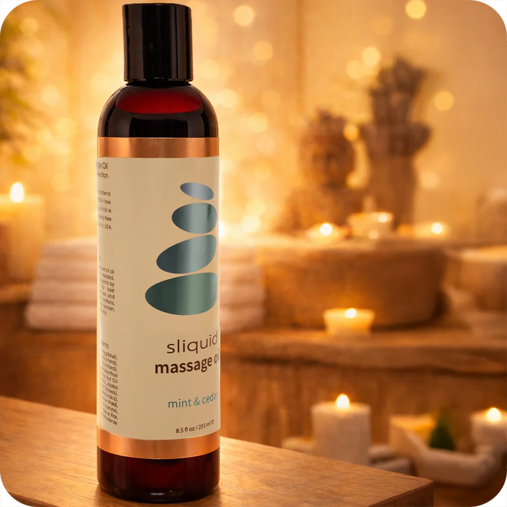 Balance Massage Oil 8.5oz/255ml in Mint & Cedar - Image 3