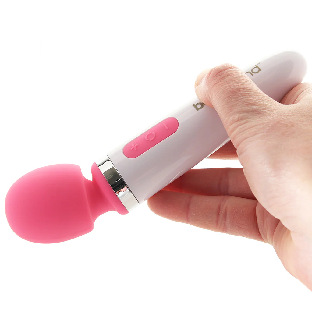 BodyWand Aqua Mini Rechargeable Vibe in Pink - Image 4