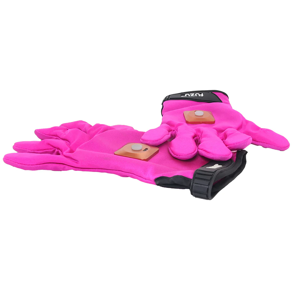 Fuzu Vibrating Small Massage Gloves in Pink - Image 3