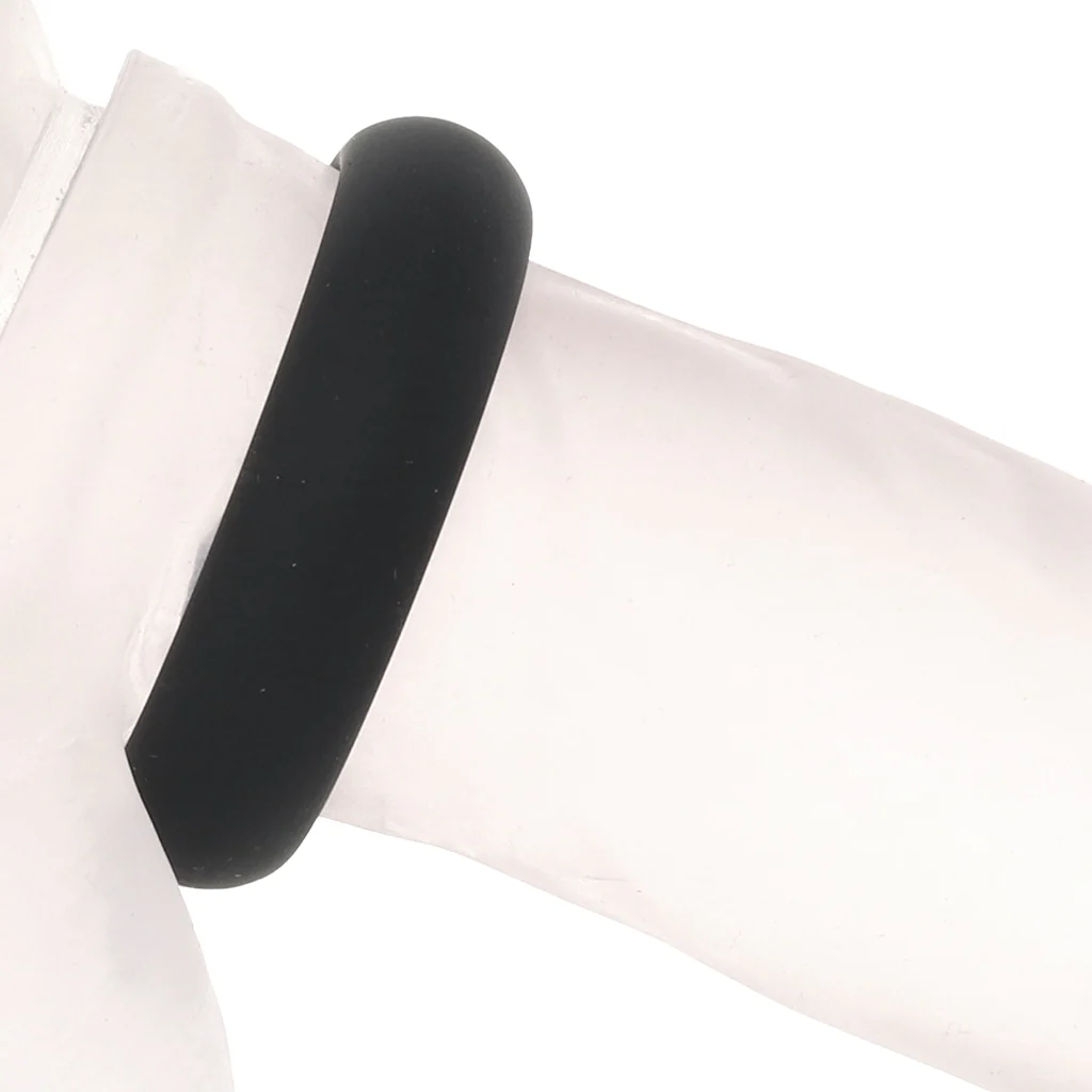 LEVELZ Wide O Large Cock Ring in 1.7"/4.2cm - Image 5