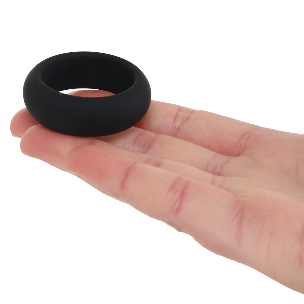 LEVELZ Wide O Small Cock Ring in 1.2"/3cm - Image 4