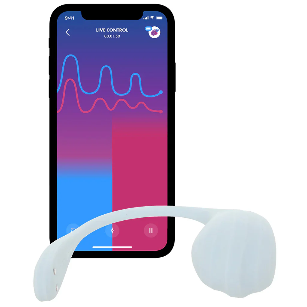 Satisfyer Smooth Petal Wearable Vibe in Light Blue - Image 3