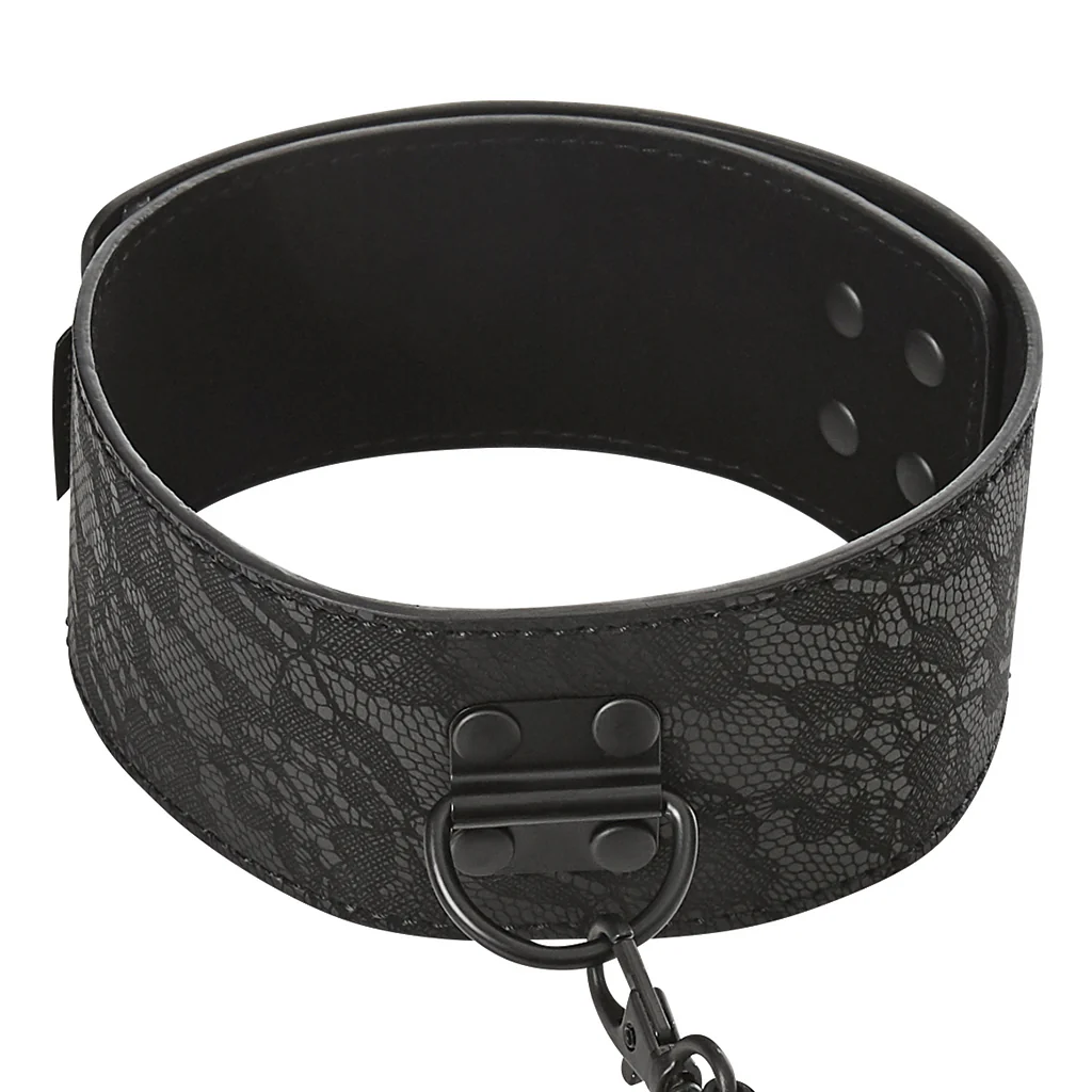 Sincerely Locking Lace Leash and Collar in Black - Image 4
